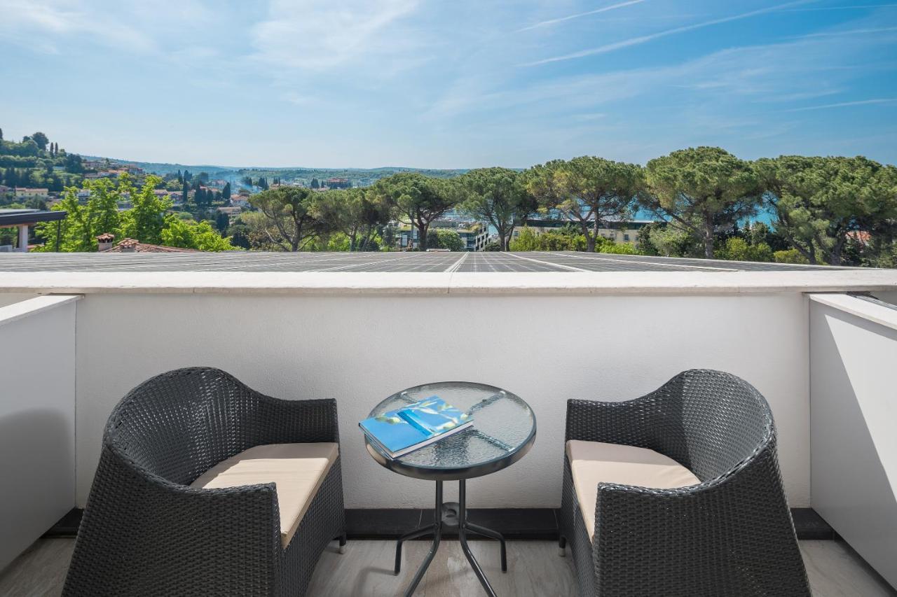 Family Room Balcony Sea View