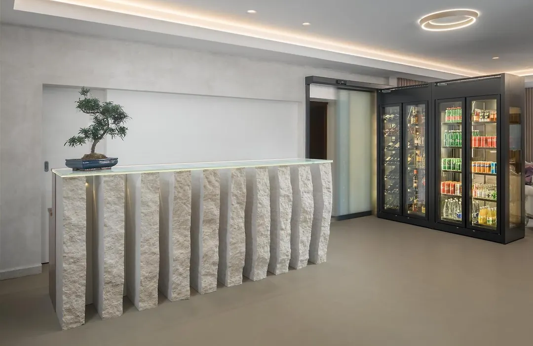 Hotel Tomi-1
